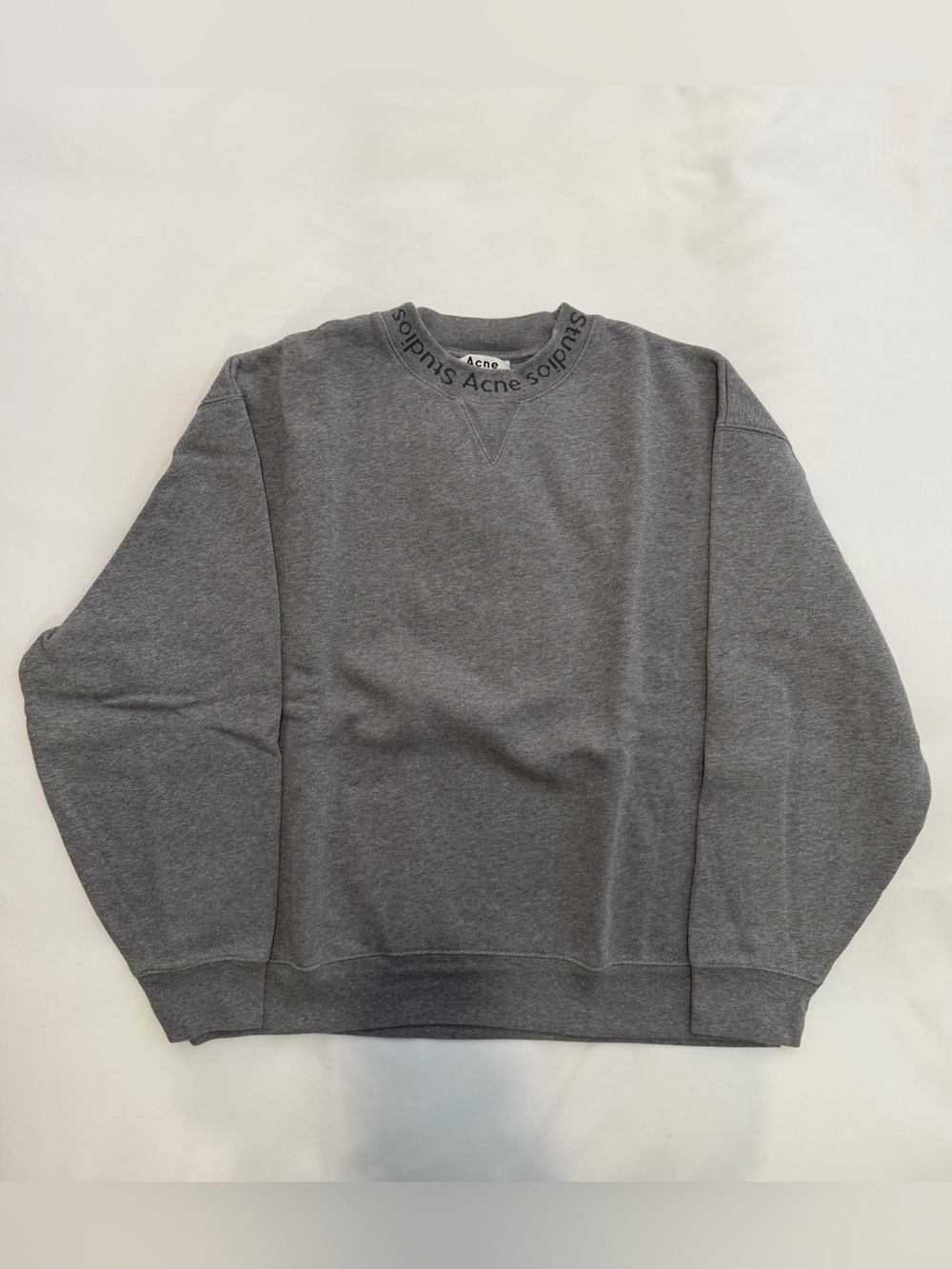 Acne Studios Men’s grey crewneck (S)